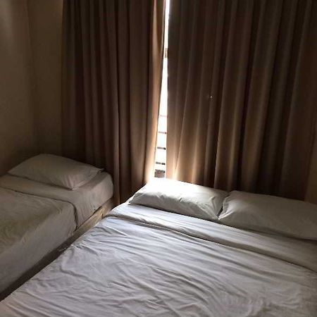 Hotel Zamburger Sg Bakap Kampong Gurun Экстерьер фото