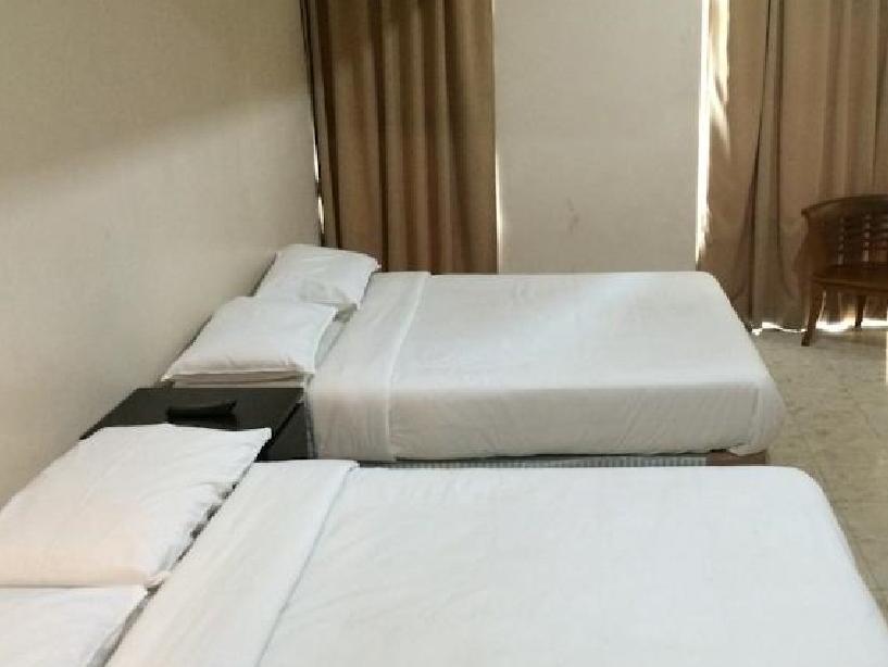 Hotel Zamburger Sg Bakap Kampong Gurun Экстерьер фото
