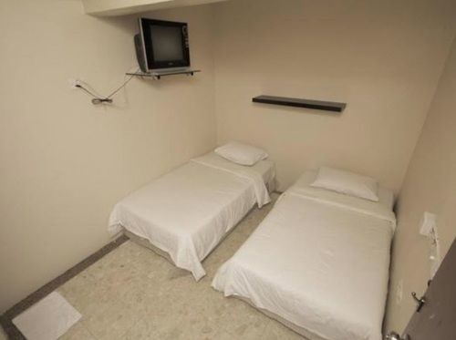Hotel Zamburger Sg Bakap Kampong Gurun Экстерьер фото