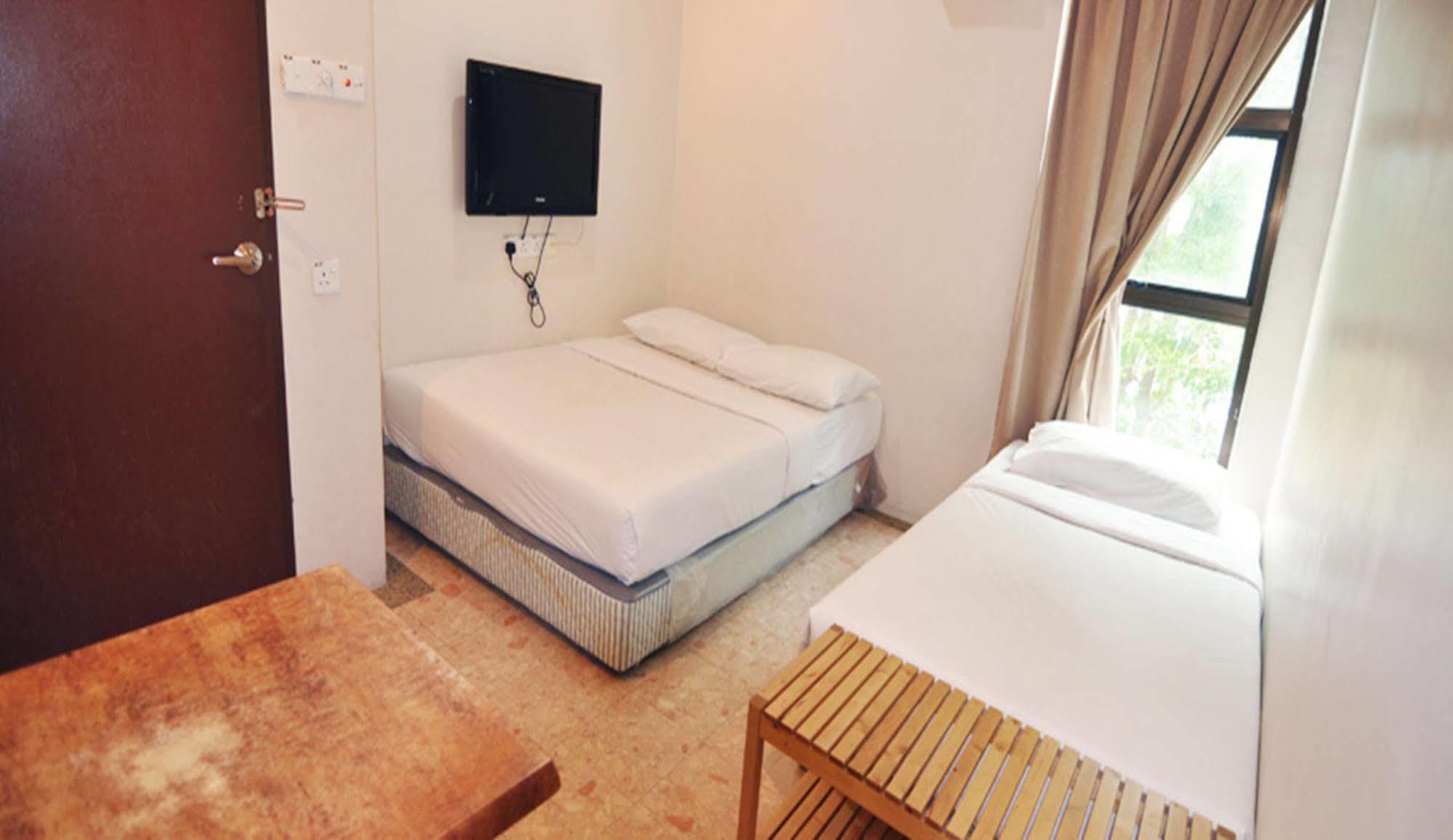 Hotel Zamburger Sg Bakap Kampong Gurun Экстерьер фото
